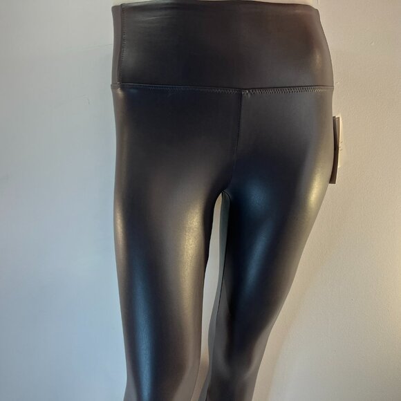 7 For All Mankind Women's Grey Vegan Leather Leggings - Size XS - NWT - Picture 2 of 5